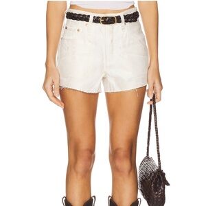 NWT Levi’s 501 Original Shorts in Luminary